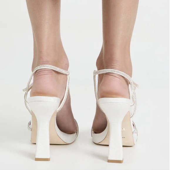 WORN 1X Badgley Mischka Soft White Urbana Strappy Formal Sparkle Sandal Size 8.5 - Picture 4 of 16